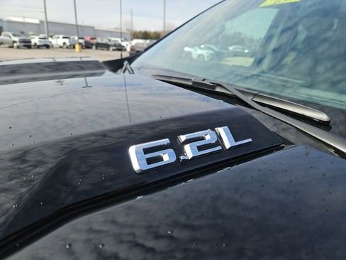 Used 2025 Chevrolet Silverado 1500 LT Trail Boss w/ LT Trail Boss Premium Package image 10