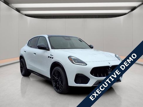 New 2025 Maserati Grecale Modena image 1