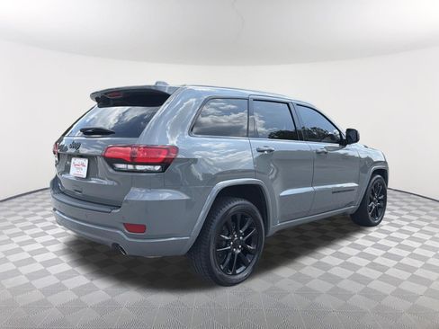 Used 2021 Jeep Grand Cherokee Laredo X RWD image 16