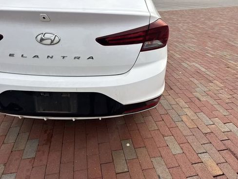 Used 2019 Hyundai Elantra SEL w/ Cargo Package image 12