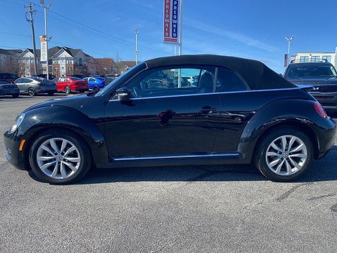Used 2015 Volkswagen Beetle TDI image 2