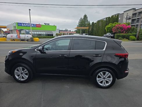 Used 2017 Kia Sportage LX FWD image 6