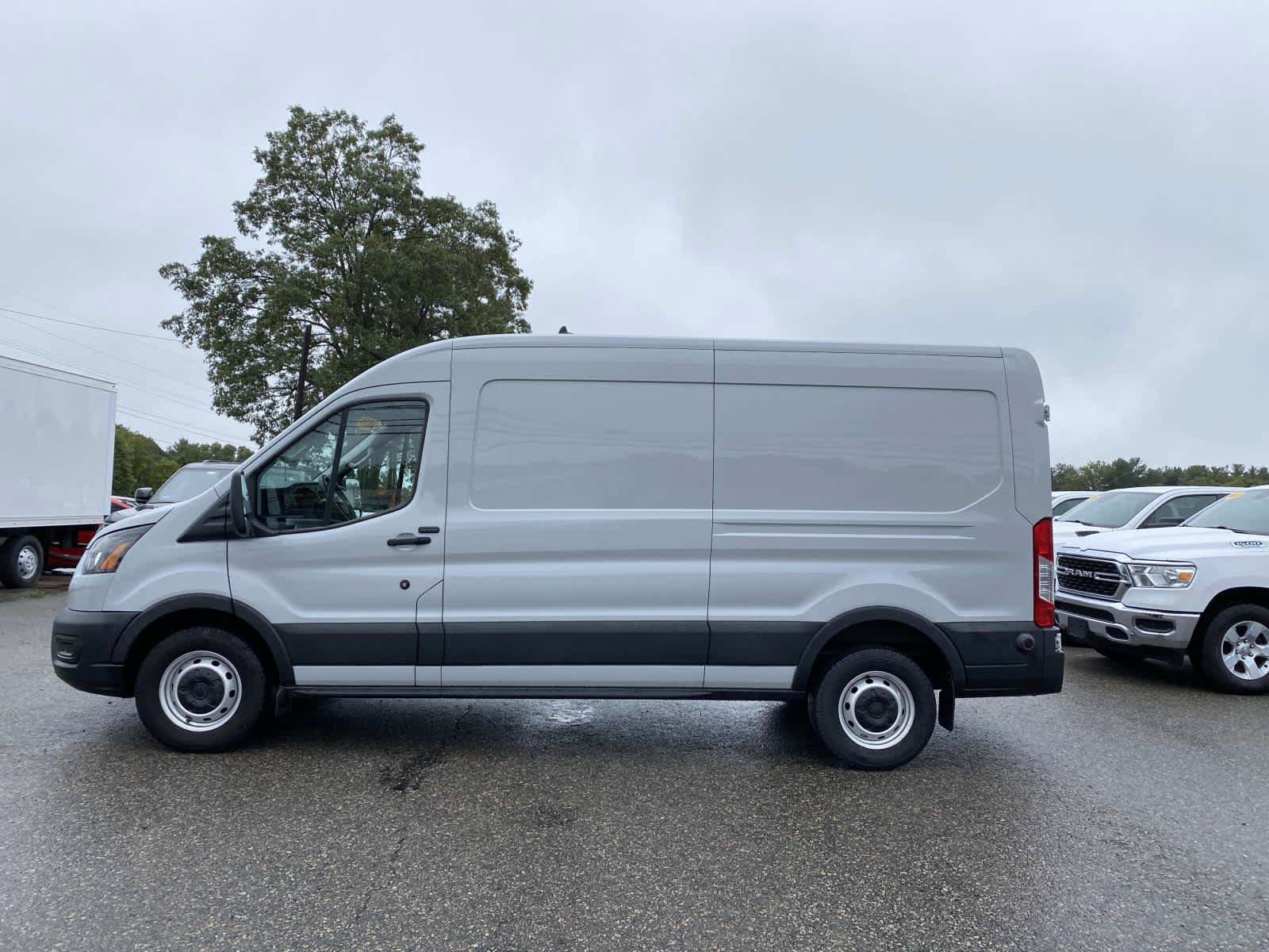 Used 2021 Ford Transit 250 Medium Roof w/ Load Area Protection Package RWD image 7