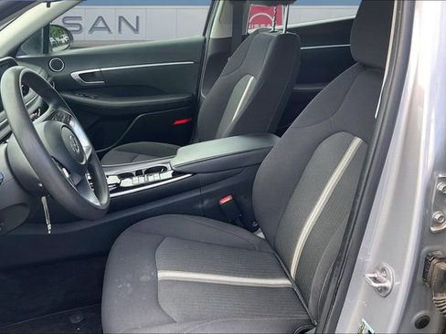 Used 2023 Hyundai Sonata SE FWD image 19
