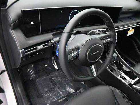 New 2026 Hyundai Santa Cruz Limited AWD/4WD image 16