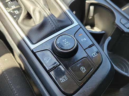 Used 2024 Kia Sportage LX AWD/4WD image 30