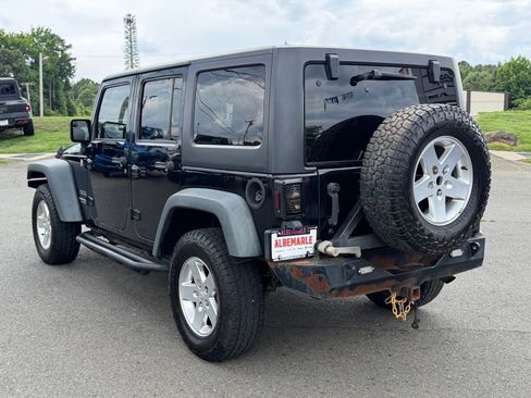 Used 2015 Jeep Wrangler Unlimited Sport w/ Quick Order Package 24S AWD/4WD image 5