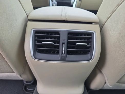 Used 2018 Acura TLX FWD image 40