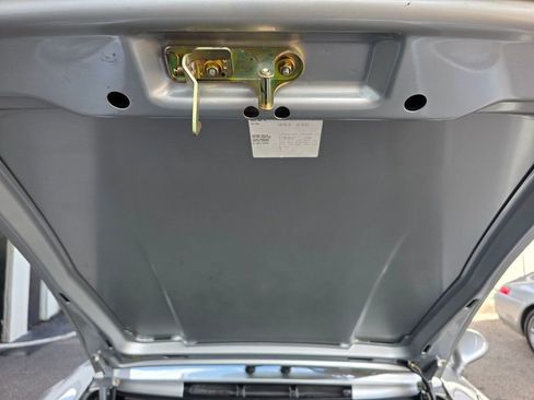 Used 1998 Porsche 911 Cabriolet image 76