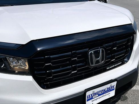 Used 2025 Honda Ridgeline Black Edition image 33