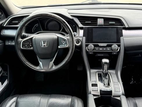 Used 2017 Honda Civic Touring image 14