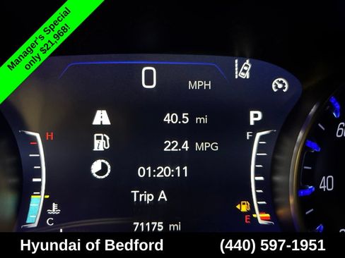 Used 2023 Chrysler Pacifica Limited FWD image 17