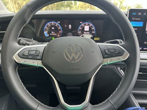 New 2025 Volkswagen Tiguan S image 14