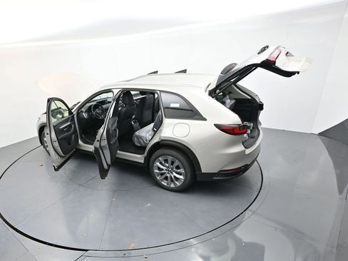 New 2026 MAZDA CX-90 3.3 Turbo w/ Preferred Package AWD/4WD image 29