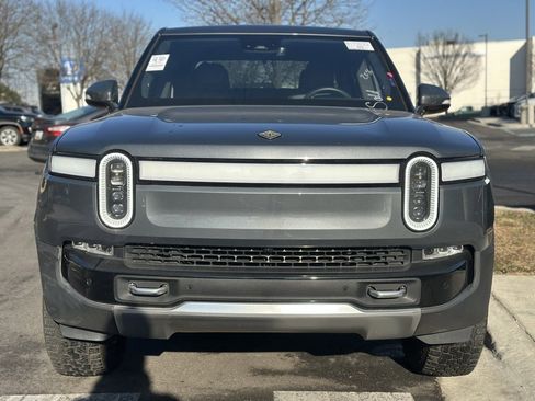 Used 2022 Rivian R1T Launch Edition image 2