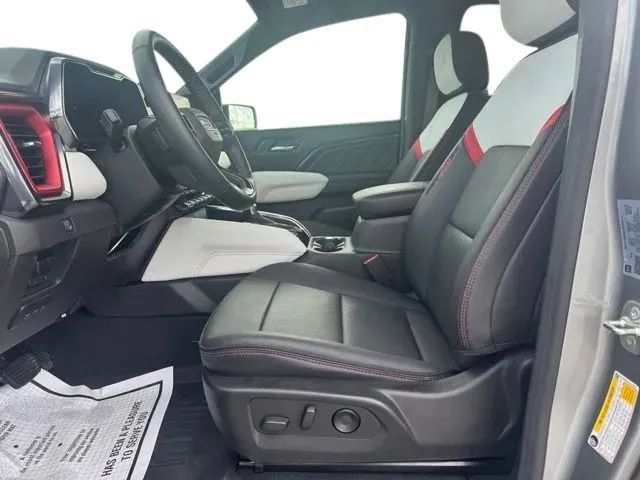 Used 2024 GMC Canyon AT4X w/ AT4X AEV Edition AWD/4WD image 9