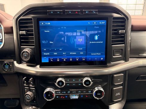 Used 2023 Ford F150 Lariat w/ Equipment Group 502A High image 43