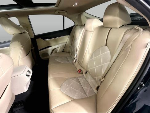 Used 2019 Toyota Camry XLE w/ Driver Assist Package FWD image 19