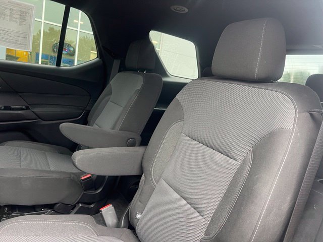 Used 2023 Chevrolet Traverse LT AWD/4WD image 11