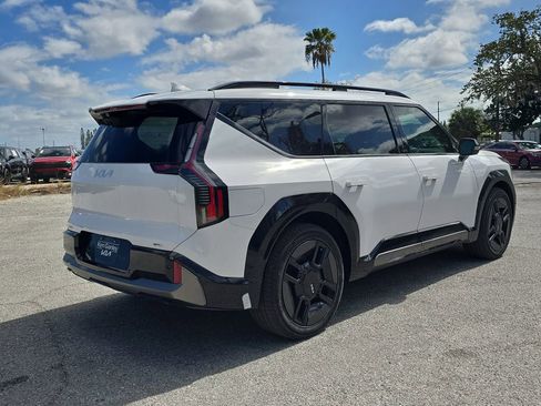 New 2026 Kia EV9 GT-Line AWD/4WD image 8