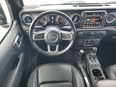 Used 2021 Jeep Gladiator Overland w/ Popular Equipment Package image 14