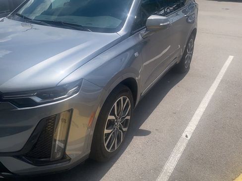Used 2021 Cadillac XT6 Sport w/ LPO, Floor Liner Package AWD/4WD image 1