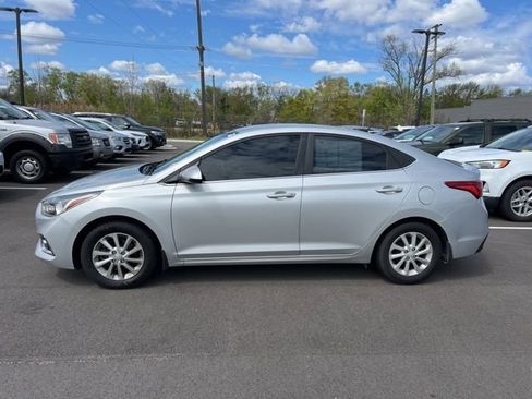Used 2019 Hyundai Accent SEL FWD image 7