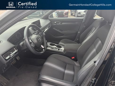 Used 2025 Honda Civic Sport image 13