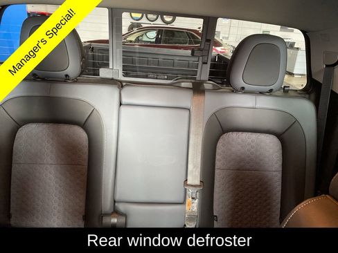 Used 2021 Chevrolet Colorado Z71 w/ Z71 Midnight Edition image 13