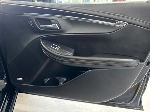 Used 2017 Chevrolet Impala Premier FWD image 37
