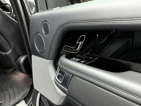 Used 2018 Land Rover Range Rover HSE image 9