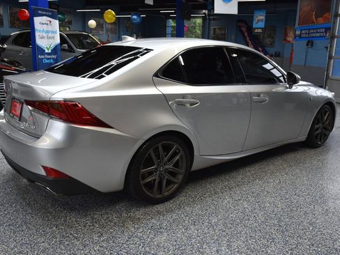 Used 2019 Lexus IS 300 F Sport AWD/4WD image 3
