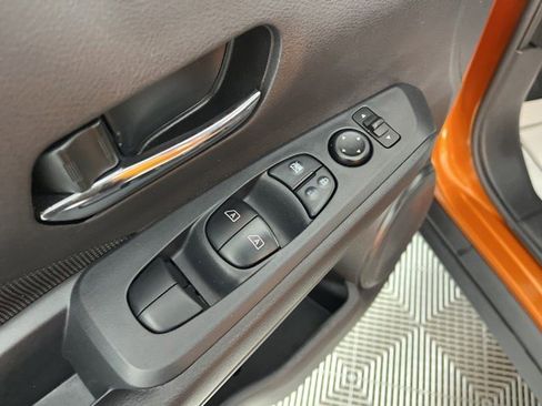 Used 2023 Nissan Kicks SV image 26