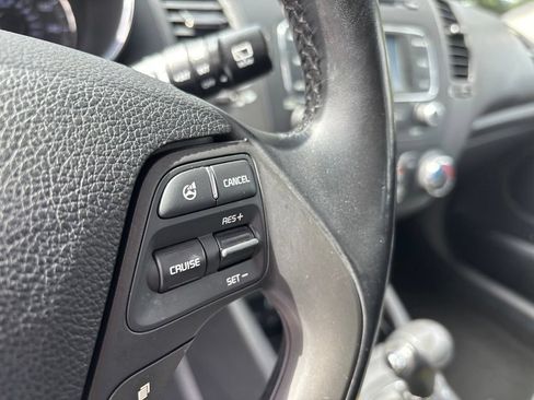 Used 2015 Kia Forte EX w/ EX Premium Package FWD image 26