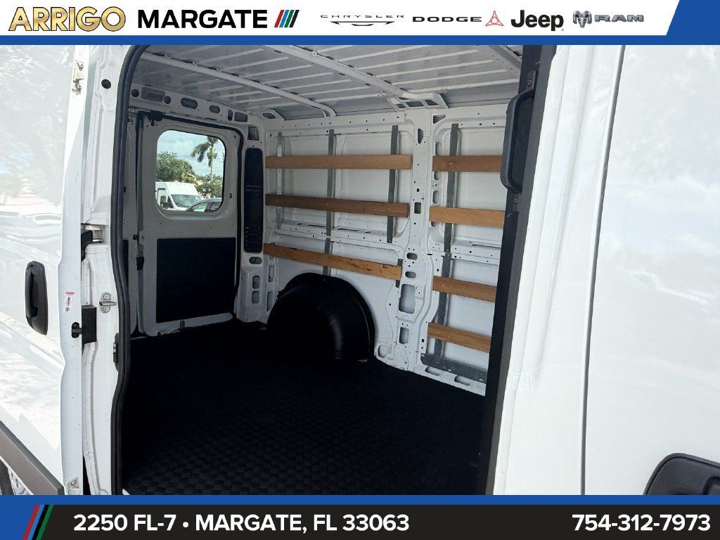 Used 2025 RAM ProMaster 2500 w/ U-Haul Equipment Group FWD image 14