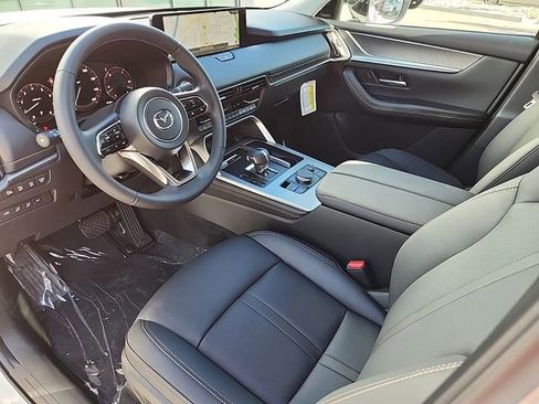 Certified 2025 MAZDA CX-70 3.3 Turbo w/ Premium Package AWD/4WD image 11