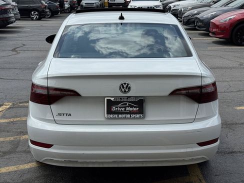 Used 2021 Volkswagen Jetta SE FWD image 6