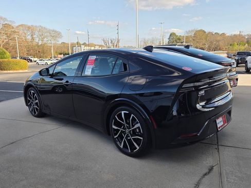New 2026 Toyota Prius Plug-In Hybrid image 9
