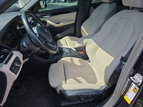 Used 2021 BMW X2 sDrive28i w/ Convenience Package FWD image 11
