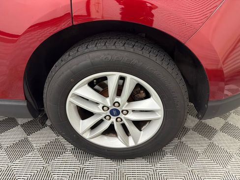 Used 2018 Ford Edge SEL w/ Equipment Group 201A FWD image 21