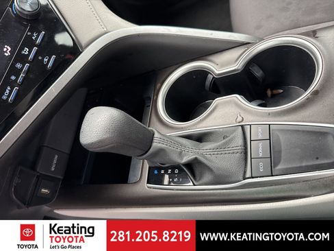 Used 2023 Toyota Camry LE w/ Convenience Package image 19