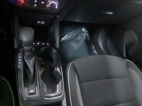 Used 2025 Chevrolet TrailBlazer LT w/ Driver Confidence Package image 17