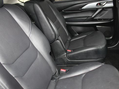 Used 2020 MAZDA CX-9 Touring w/ Touring Premium Package AWD/4WD image 16