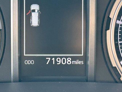 Certified 2022 Toyota 4Runner TRD Off-Road Premium w/ Moonroof Package image 23