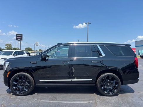 New 2026 GMC Yukon Denali w/ Denali Reserve Package AWD/4WD image 3