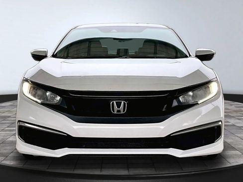 Used 2019 Honda Civic LX image 2