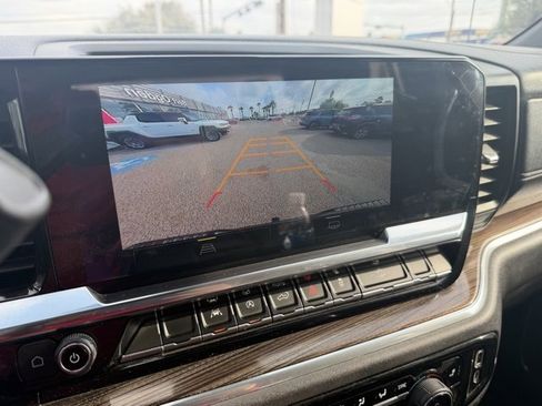 Used 2024 Chevrolet Silverado 1500 LT Trail Boss image 14