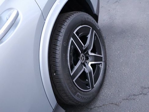 Certified 2026 Mercedes-Benz GLC 300 4MATIC image 41