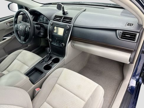 Used 2015 Toyota Camry LE FWD image 15