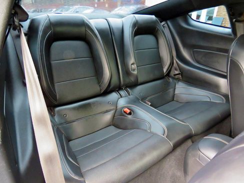 Used 2019 Ford Mustang GT Premium w/ Equipment Group 401A image 18